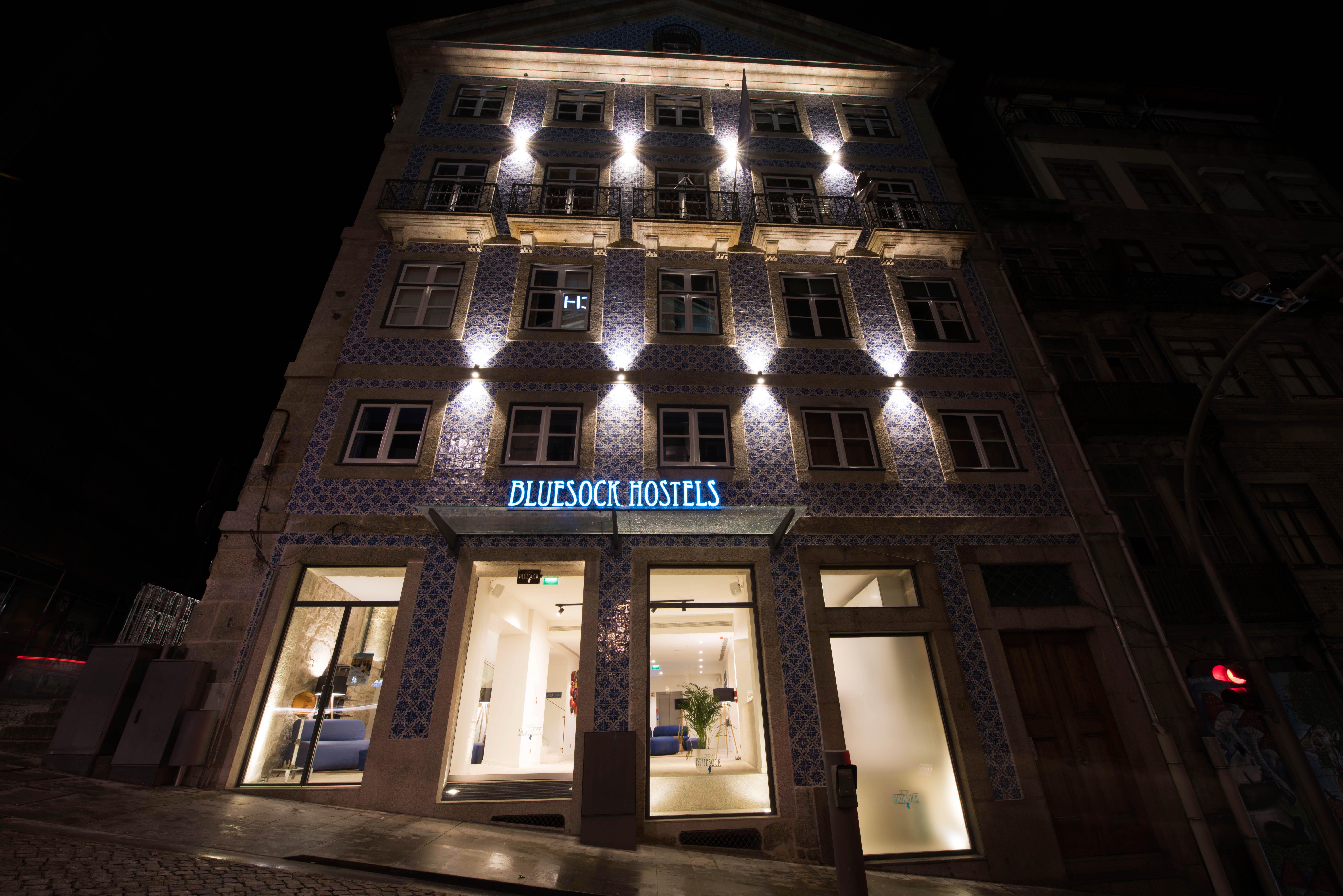 Bluesock Hostels Oporto Exterior foto Bluesock Hostel Lisbon